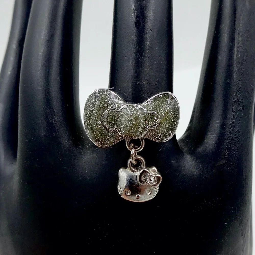 HELLO KITTY RING San Rio 76 Vintage Sz 6 1/2